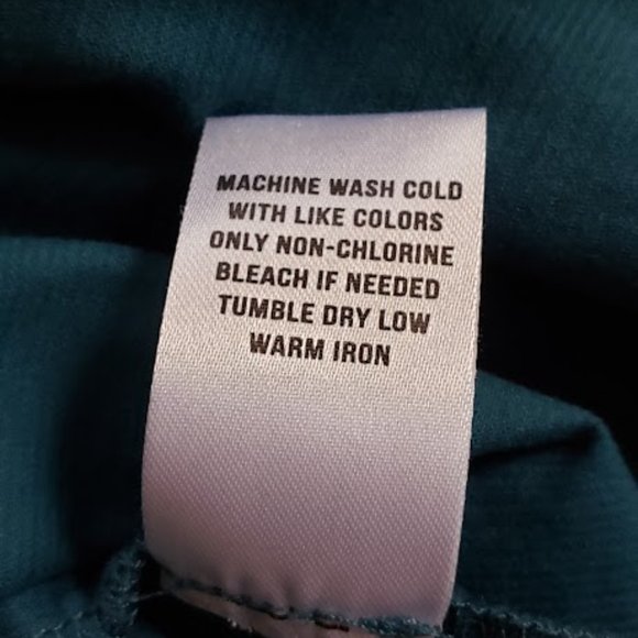 SALE...EUC Beautiful Teal Corduroy Shirt💜🩵 - Picture 5 of 5